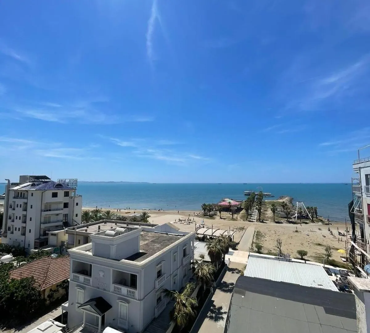 Villa With Seaview Durrës 0*,