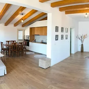  Apartmán Albanian Traditions Legacy
